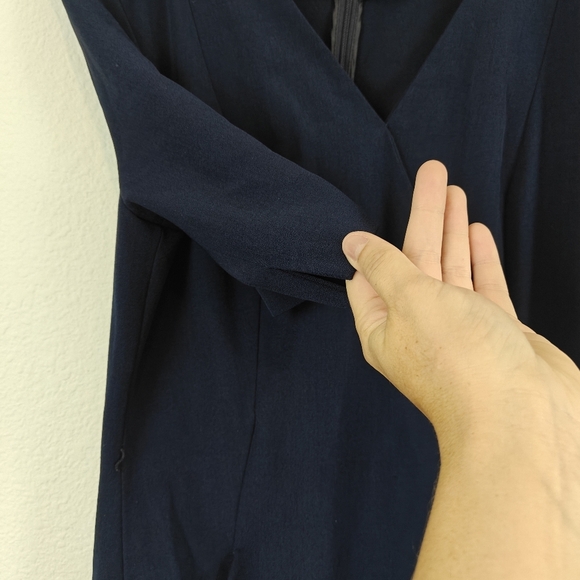 M.M. LaFleur New York Sheath Dress Navy Blue V-neck Short Sleeves Knee Length 8 - Picture 8 of 12